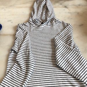 Men’s Velvet by Graham and Spencer cotton hoodie.